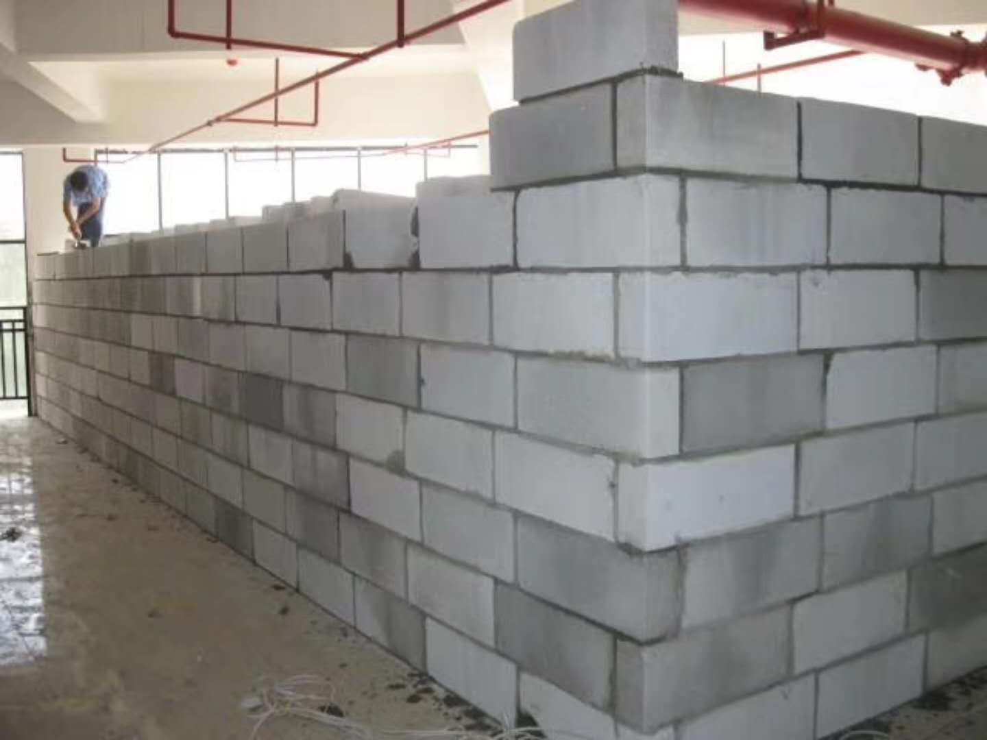 元宝蒸压加气混凝土砌块承重墙静力和抗震性能的研究
